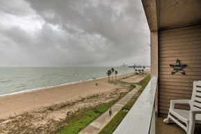 Breezy Beachfront Condo in Heart of Corpus Christi